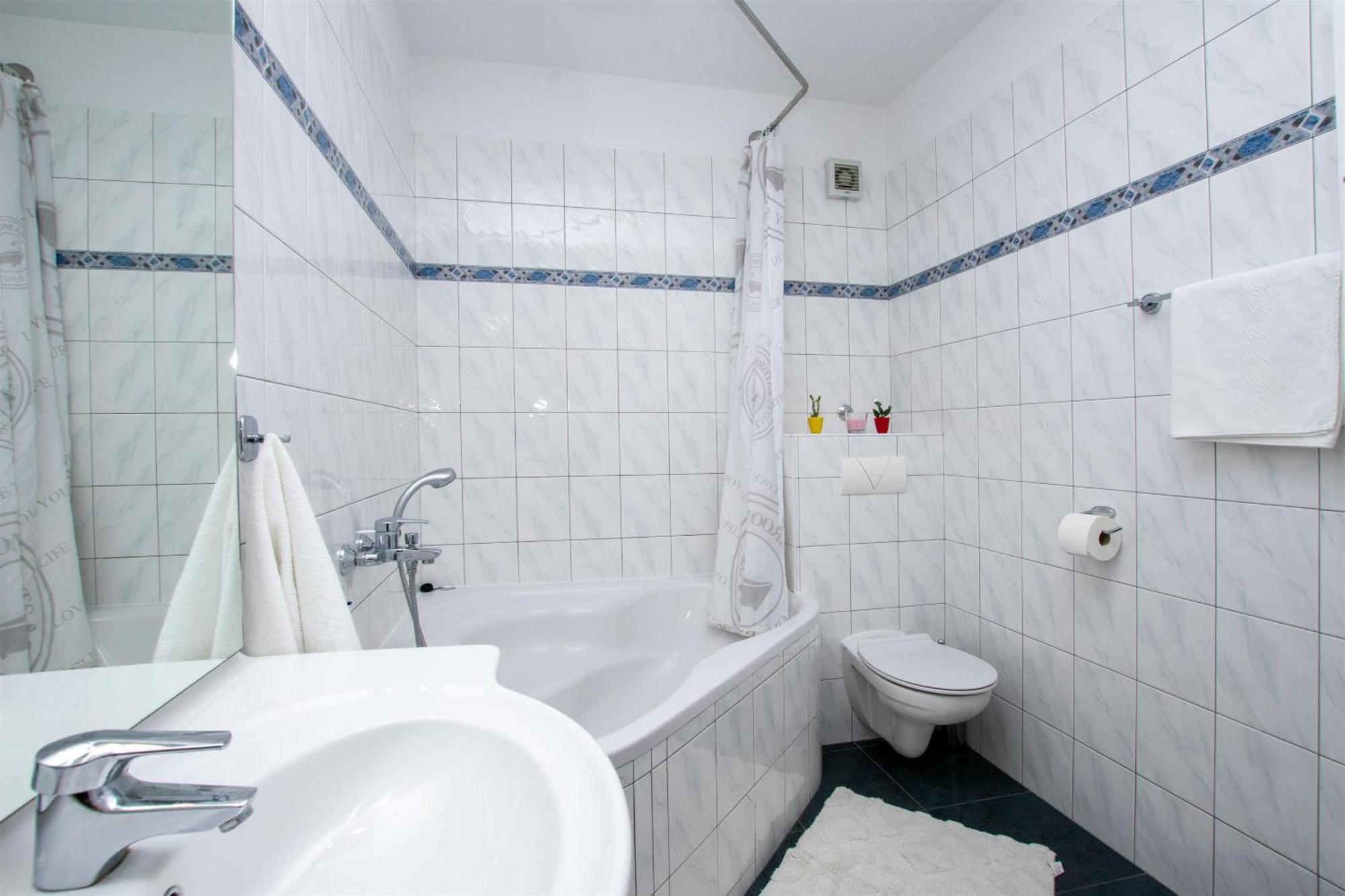 Apartment Zdravko Omiš Eksteriør bilde