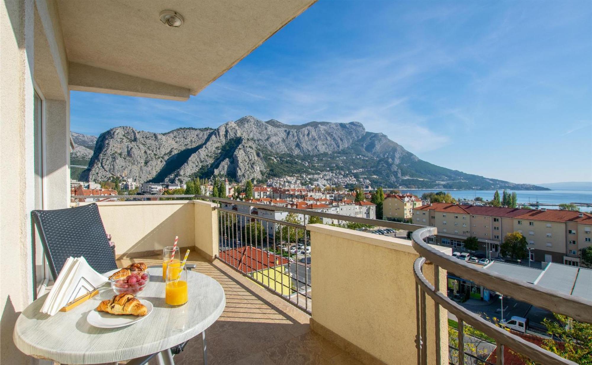 Apartment Zdravko Omiš Eksteriør bilde